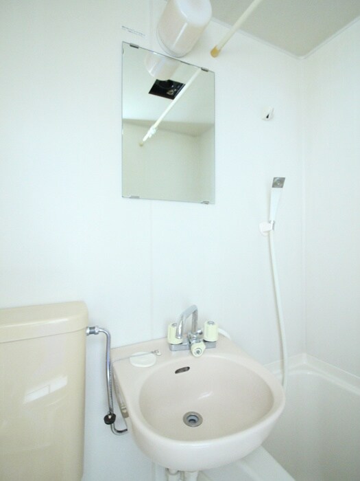 物件内観写真9　(洗面)