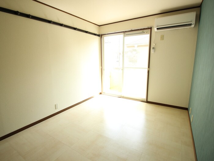 物件内観写真12　(居室)