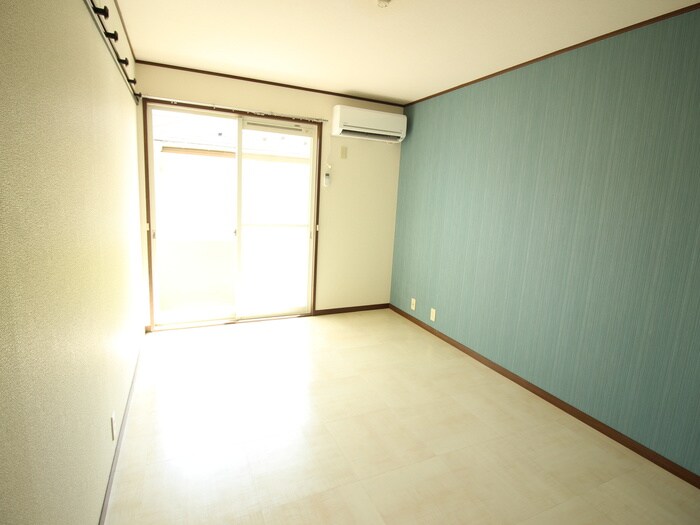 物件内観写真13　(居室)