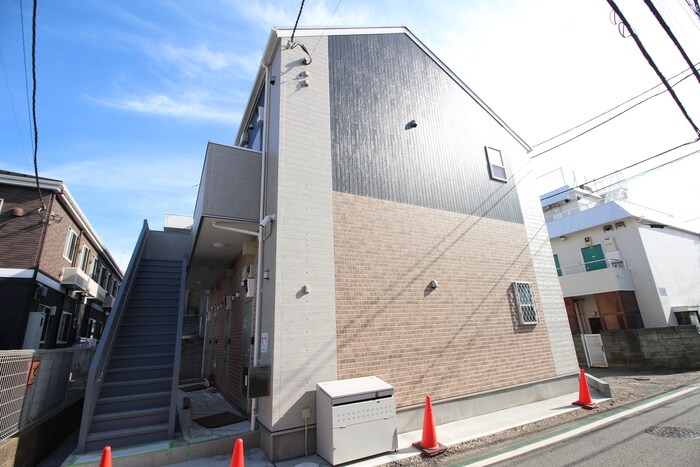 物件外観写真5　(エントランス部分)