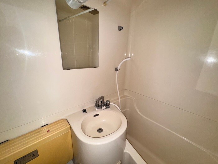 物件内観写真11　(洗面)