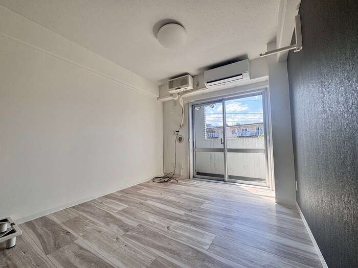 物件内観写真13　(居室)