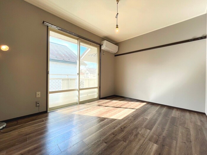 物件内観写真10　(居室)