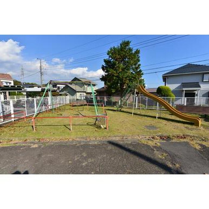 物件外観写真2　(周辺環境)