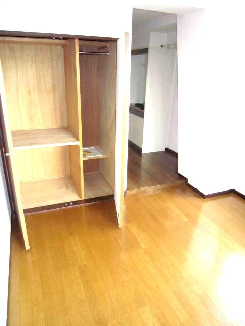 物件内観写真14　(収納)