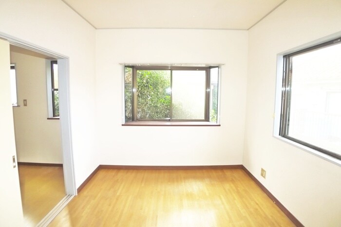 物件内観写真6　(居室)