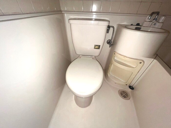 物件内観写真15　(トイレ)