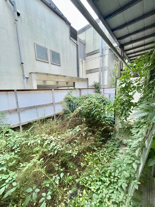 第三佐渡荘の室内からの展望