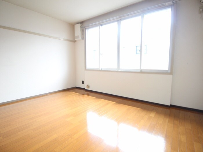 物件内観写真14　(居室)