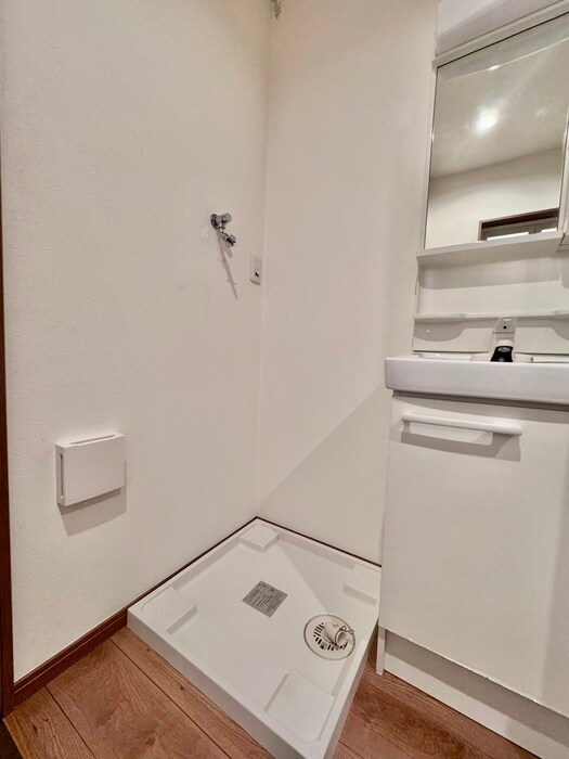 物件内観写真20　(洗濯機置場)