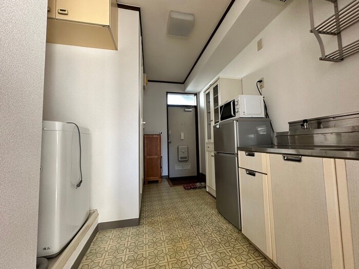 物件内観写真14　(廊下)