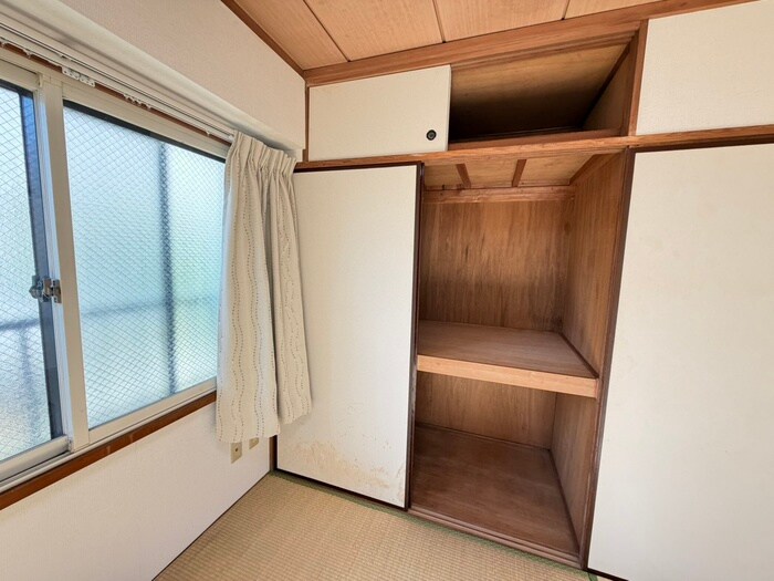 物件内観写真12　(収納)