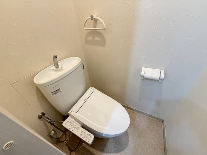 物件内観写真14　(トイレ)