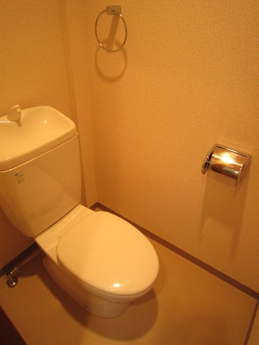 物件内観写真7　(トイレ)