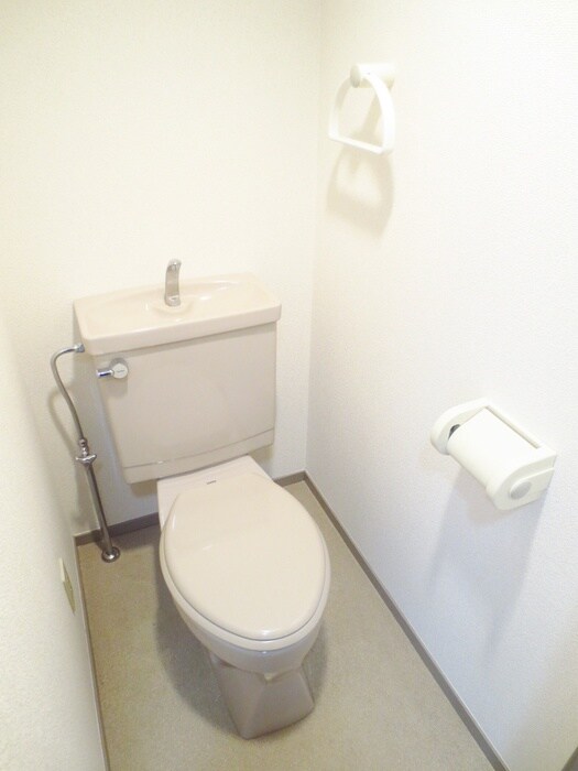 物件内観写真11　(トイレ)