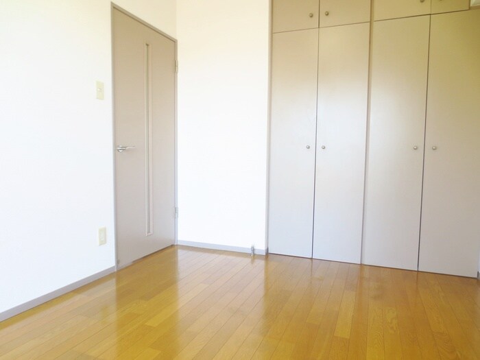 物件内観写真18　(居室)