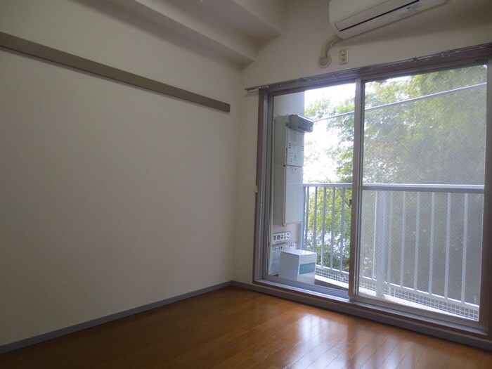 物件内観写真19　(居室)
