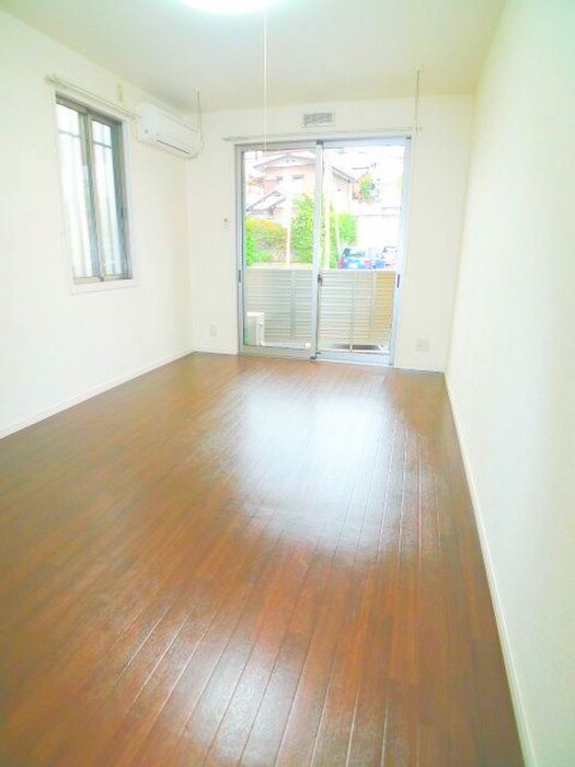 物件内観写真10　(居室)