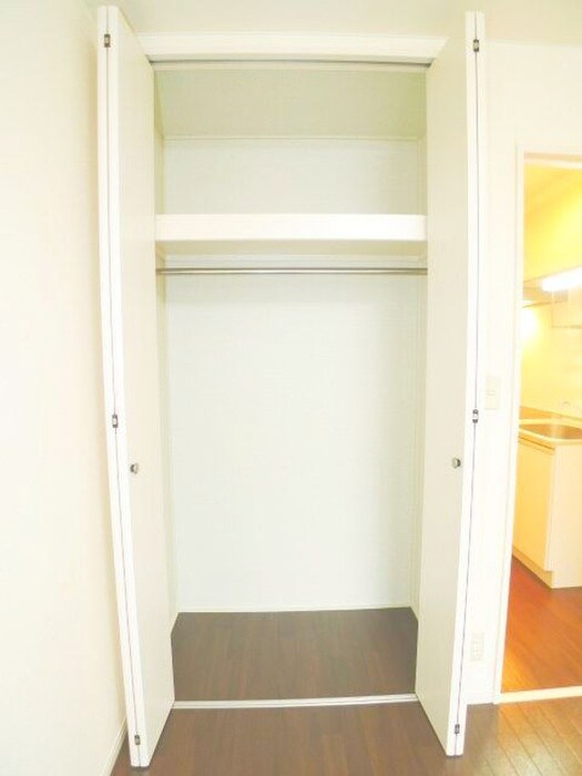 物件内観写真13　(収納)