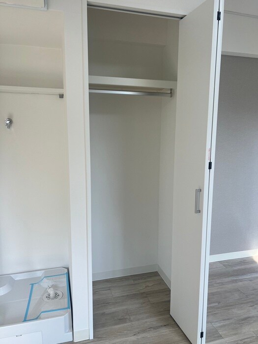 物件内観写真13　(収納)