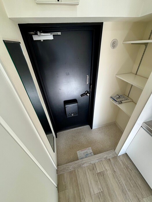 物件内観写真15　(玄関)