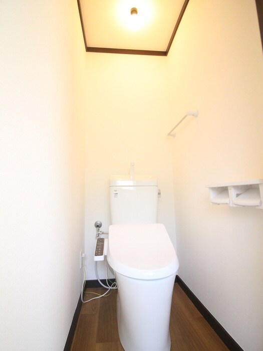 物件内観写真12　(トイレ)