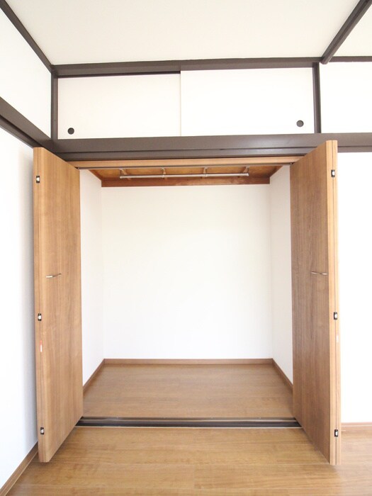 物件内観写真13　(収納)