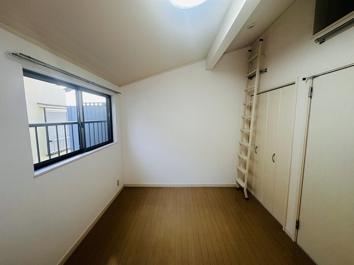 物件内観写真9　(居室)