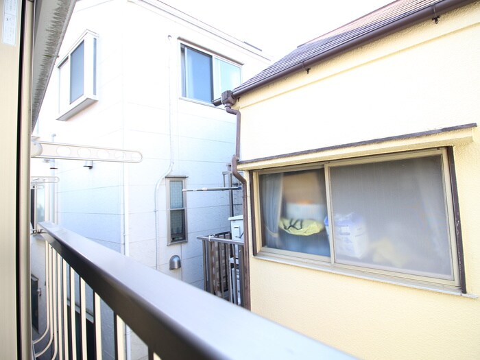 物件内観写真16　(室内からの展望)