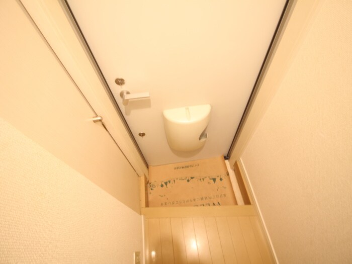 物件内観写真18　(玄関)