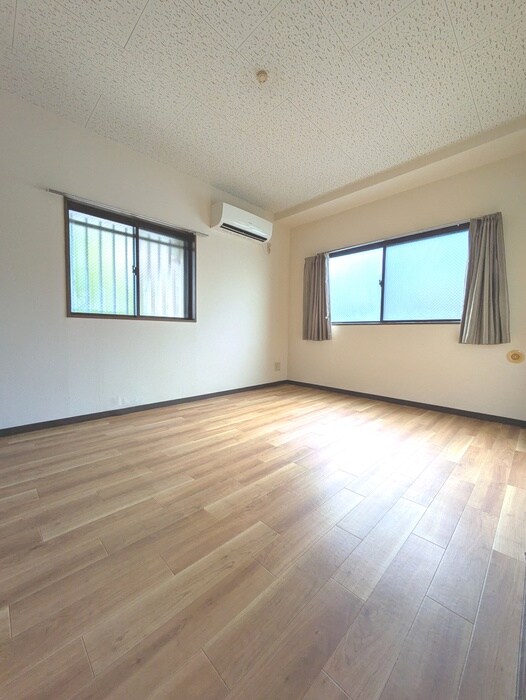 中原ﾏﾝｼｮﾝの居室