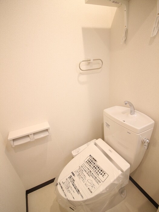 物件内観写真11　(トイレ)