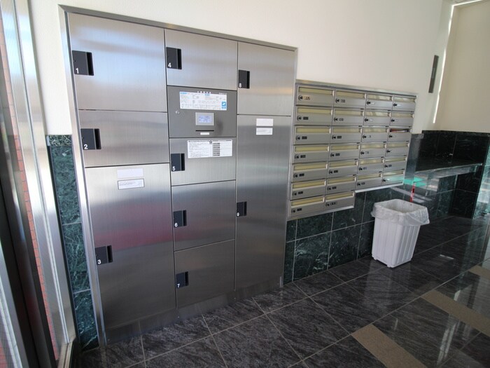 物件外観写真4　(建物設備)