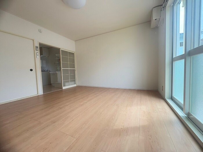 物件内観写真10　(居室)