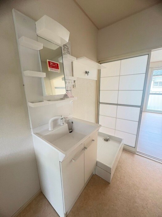 物件内観写真13　(洗面)