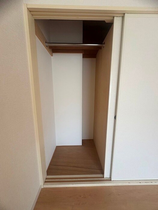 物件内観写真18　(収納)
