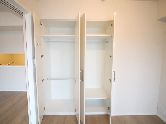 物件内観写真7　(収納)