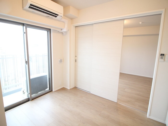 物件内観写真10　(居室)