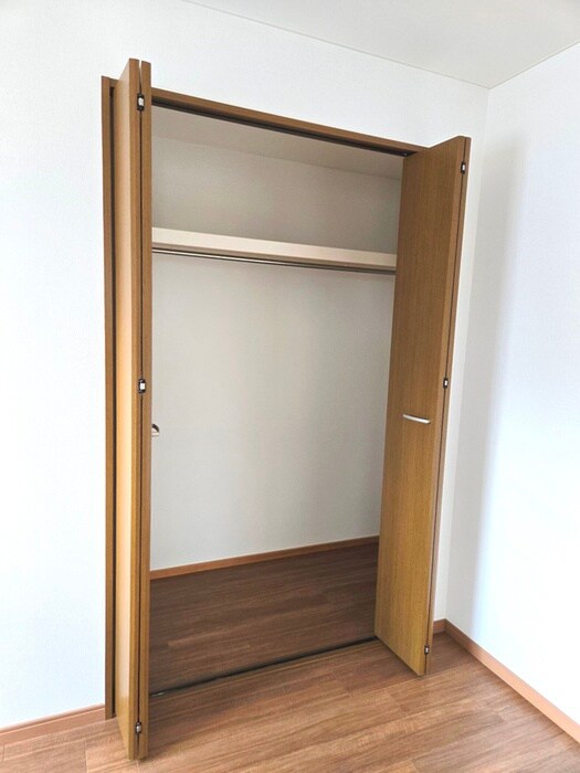 物件内観写真10　(収納)