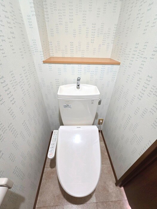 物件内観写真14　(トイレ)