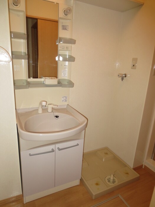 物件内観写真10　(洗面)