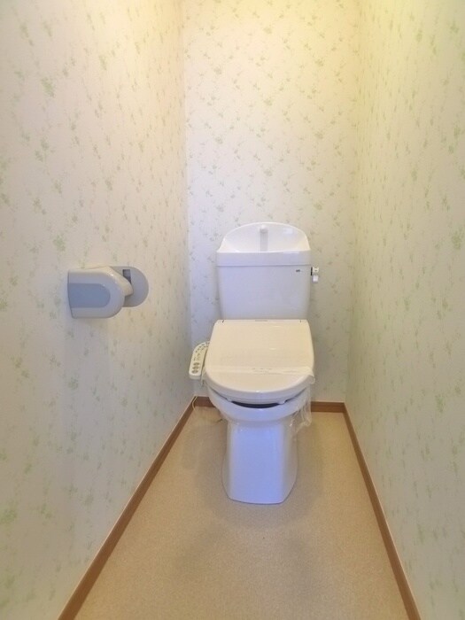 物件内観写真13　(トイレ)