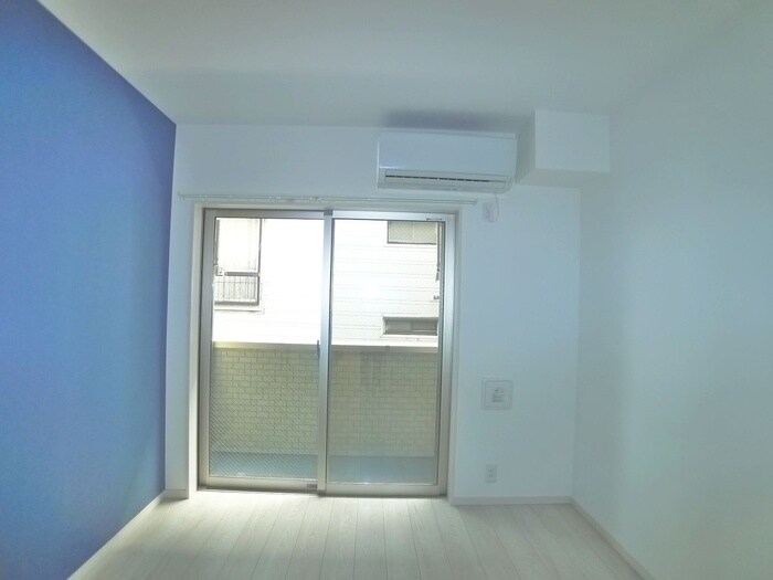 物件内観写真21　(室内からの展望)