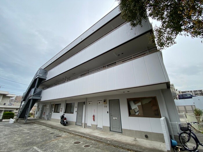 物件外観写真3　(外観写真)