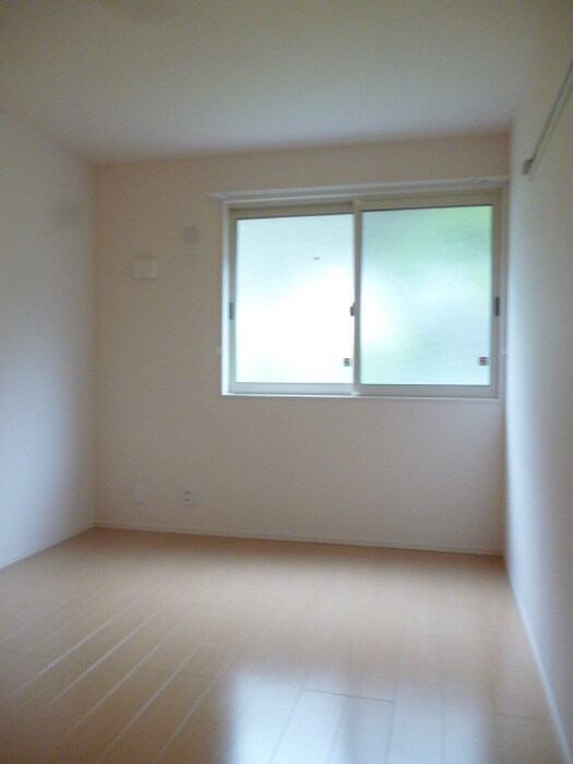 物件内観写真11　(収納)