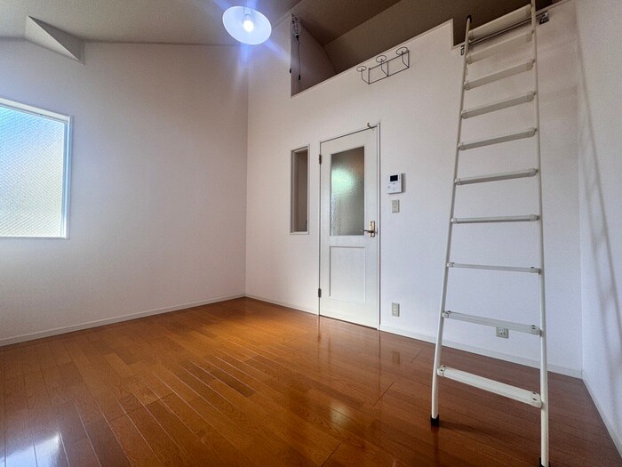 物件内観写真19　(居室)