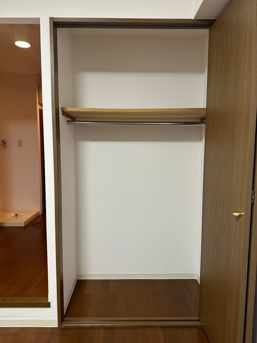 物件内観写真13　(収納)