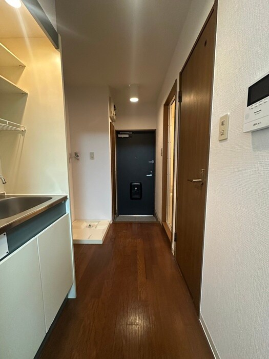 物件内観写真20　(廊下)
