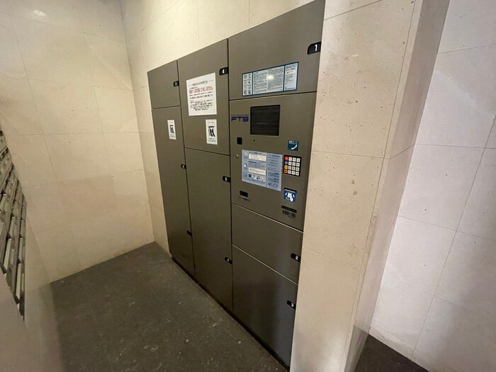 物件外観写真6　(建物設備)