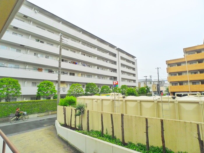 物件内観写真17　(室内からの展望)